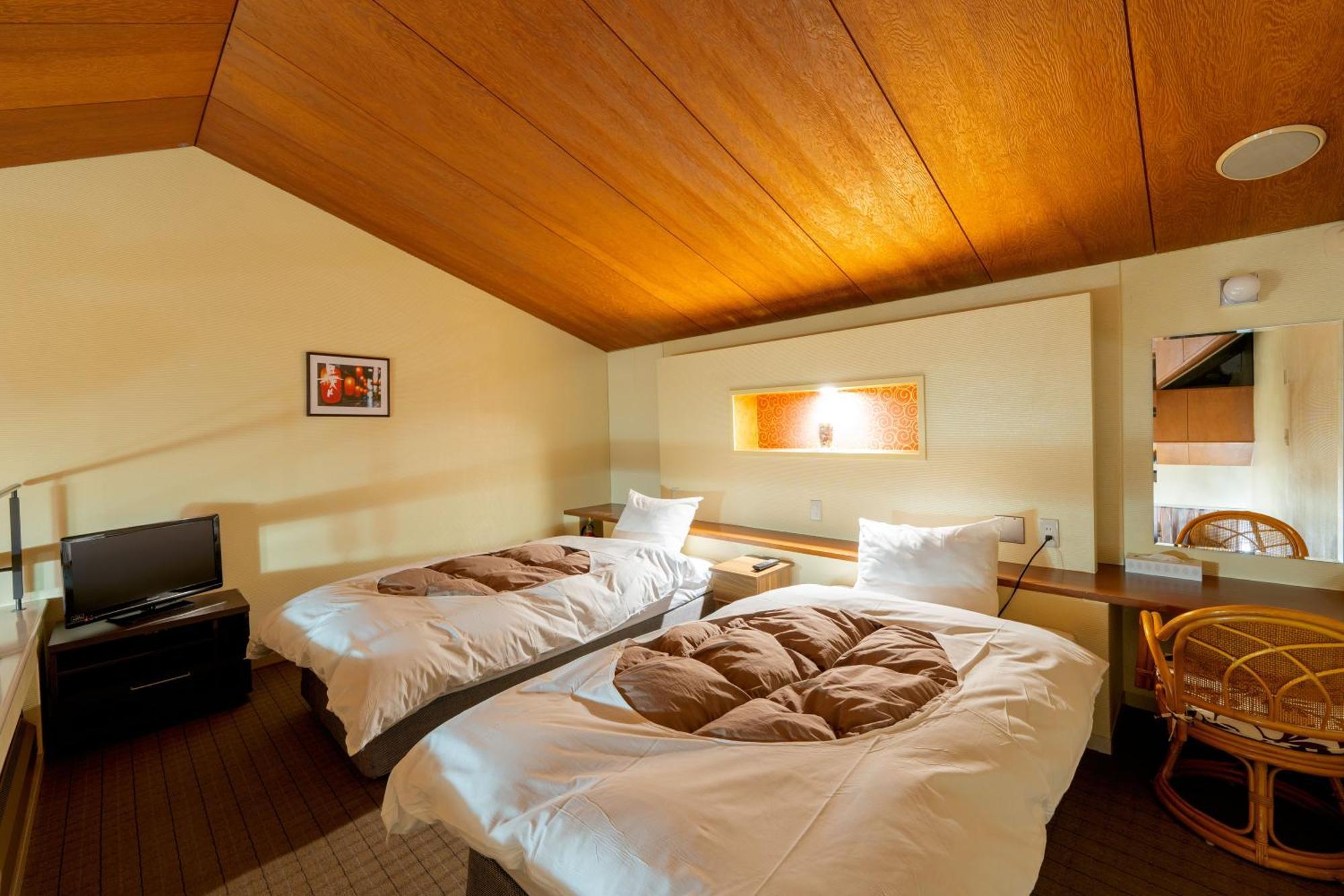 富士祥栄会館 Otel Oyama  Oda fotoğraf